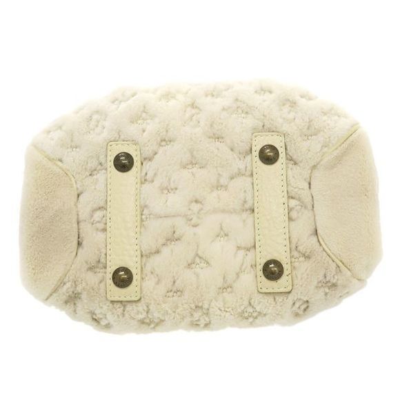 Louis Vuitton Cabochon Flap Demi Lune Handbag - Picture 4 of 9